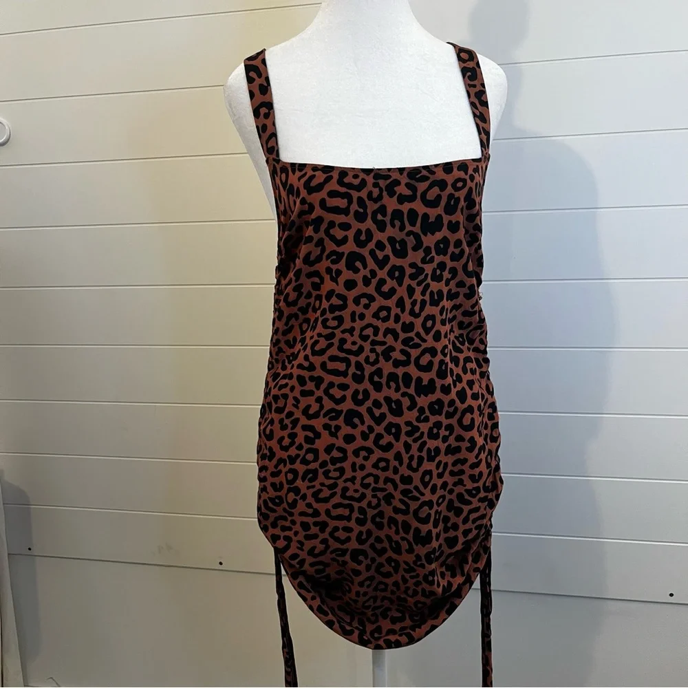 Lovers & Friends Tina Leopard Print Mini Dress Size Medium Indie Sleeze Sexy - Picture 2 of 10